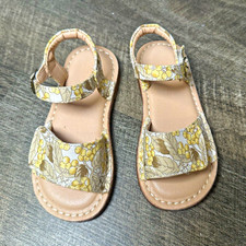 Girls Floral Sandals Size 7M Ankle Strap Buckle Summer Dress Shoes Yellow Cream