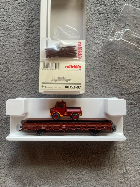 MäRklin Ho 00753-07 Rungenwagen Der Db Mit Unimog Neu + Ovp-image
