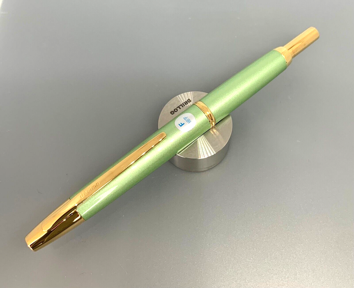 PILOT CAPLESS decimo Metalic-Soft Green