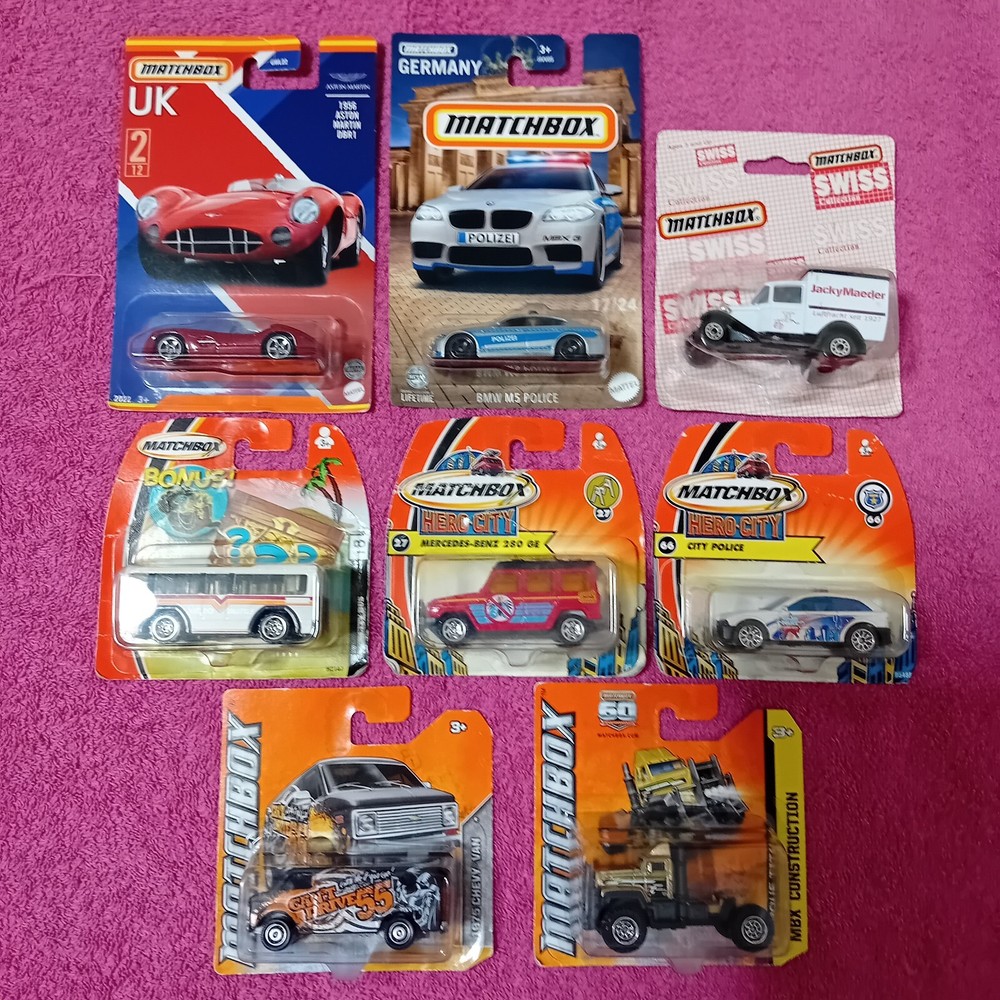 Matchbox - Mixed Lot of 8 Carded Models