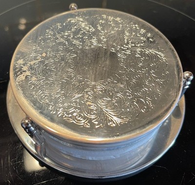 Set of 6 Elegant Vintage Silver Plated Coasters with Caddy NEW Open Box -7 piece