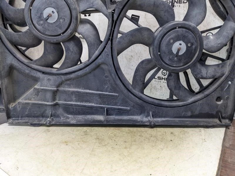 Conjunto de motor ventilador de refrigeración de doble radiador Ford Flex 2013-2019 DA83-8C607-AC OEM Foto 4 de 4