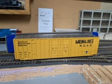 GS ATHEARN GENESIS BERWICK 60' DD WAFFLE SIDE BOXCAR MILW MILWAUKEE ROAD #4300
