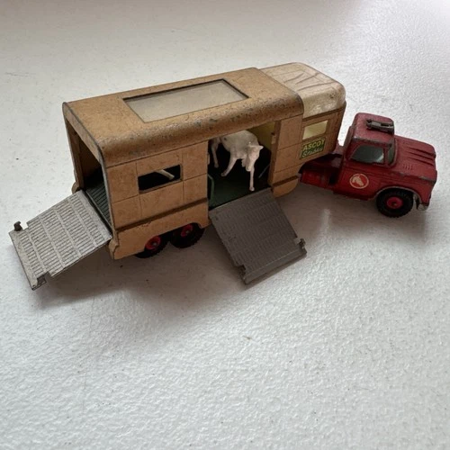 Vintage Matchbox King Size Dodge Tractor & Horse Van Hauler No. K-18 By Lesney