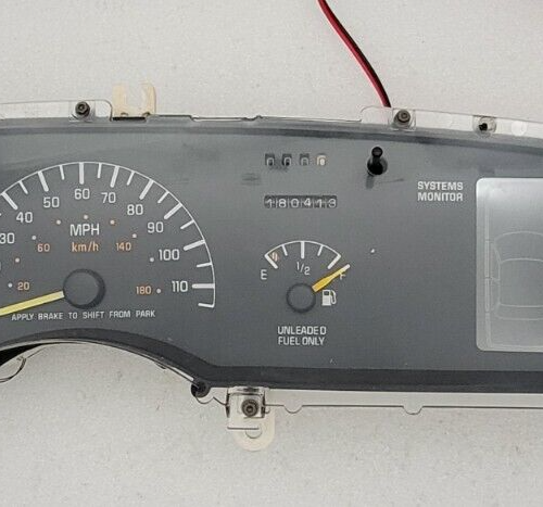1995-1996 PONTIAC BONNEVILLE USED INSTRUMENT CLUSTER P#16189482 - Picture 2 of 7