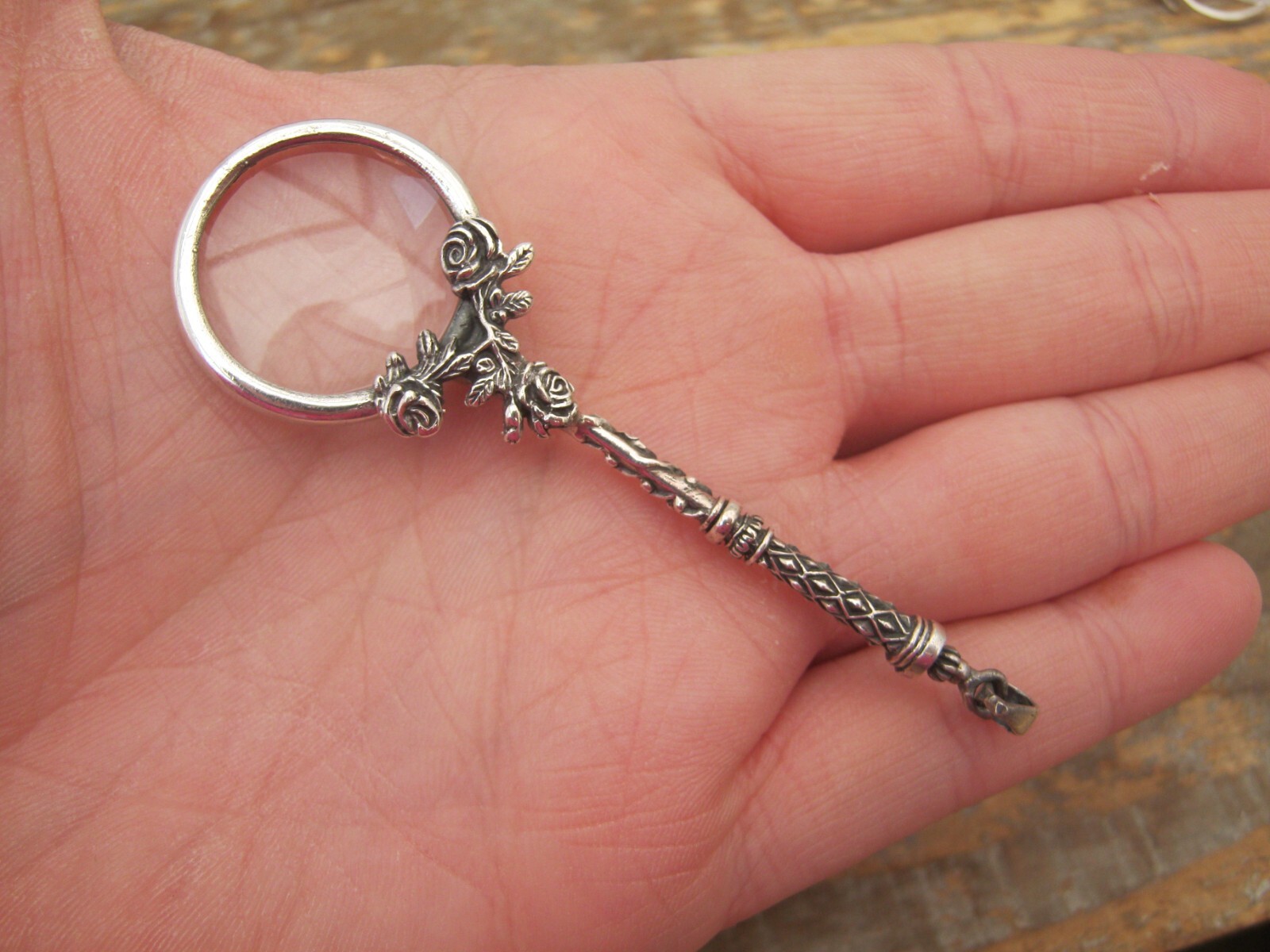 Birmingham Solid Silver Magnifying Lens Rose Handle Jewellers Loupe Eye