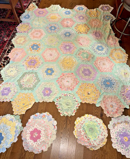Antique GRANDMOTHER'S FLOWER GARDEN Quilt Top HAND PIECED & SEWN Feed Sack More