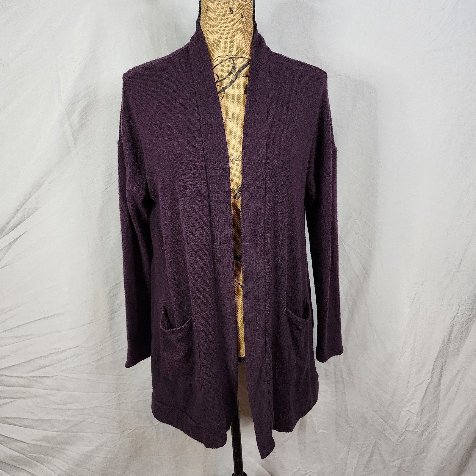 American Eagle AEO Size Medium Split Back Purple … - image 1