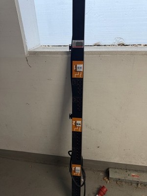 KENTIX SmartPDU KPMDU-RC-2406C13C19-3-32 32A 24x C13, 6x C19 mit 3 Phasen