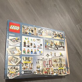 LEGO Creator Expert: Grand Emporium (10211) BOX ONLY