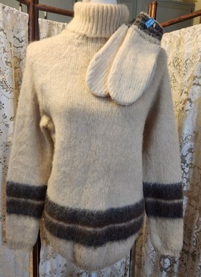 Vtg Eider Knit  Icelandic Wool Long Turtleneck Sweater with Mittens and Hat