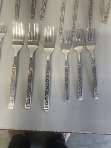 Set of 24 Oneida Ltd 1881 Rogers TONE Stainless Steel Silverware See Pictures - Picture 6 of 15