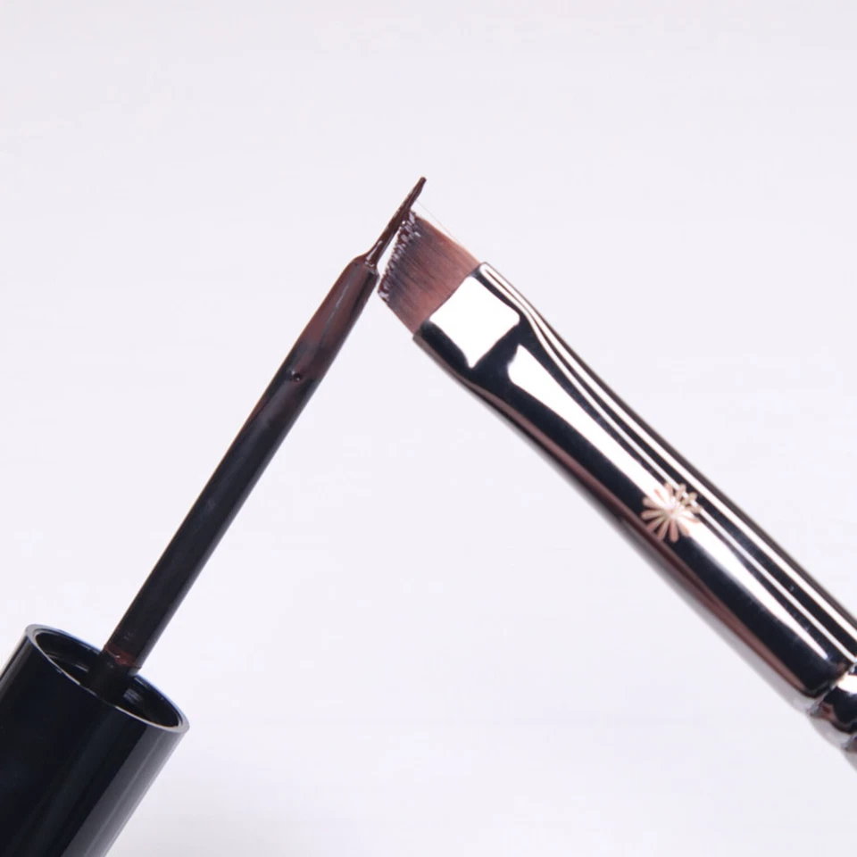 PICCASSO 799 Edge Delineador de Ojos Línea de Ojos Cepillo K-Beauty Foto 2 de 4