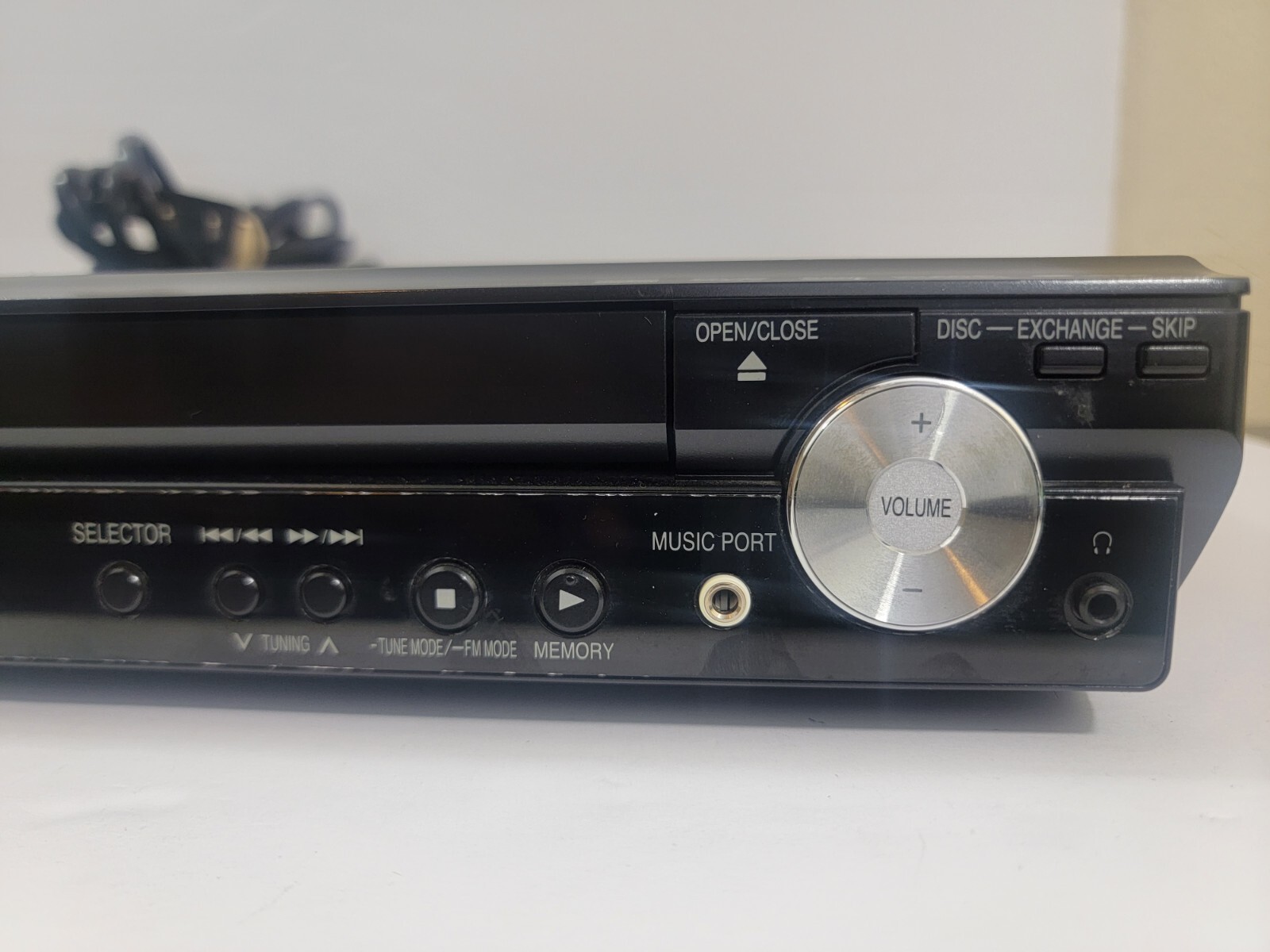 Panasonic SAPT750 5 Disc Changer DVD Home Theater Sound System HDMI