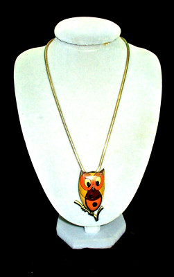 UNUSUAL VINTAGE 1960'S ENAMELED - E.P. GOLD OWL PENDANT BY EISENBERG - CHICAGO