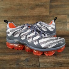 orange nike vapormax plus