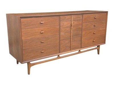 Mid Century Modern Walnut 9 Drawer Dresser Long Low Credenza Sculpted Pulls | eBay Mid Century Modern Walnut 9 Drawer Dresser Long Low Credenza Sculpted Pulls | eBay