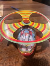 Space Ship OOO -Tin Toy