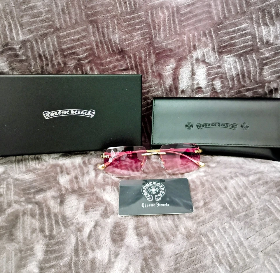 Gafas de sol unisex cromadas con corazón Foto 4 de 4