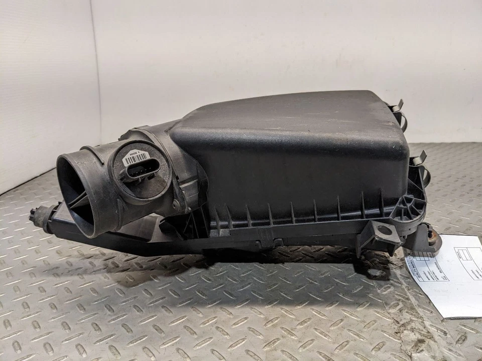 2008-2012 Chevrolet Malibu Air Cleaner Intake-duct Hose Tube 1154425 - Image 3 of 4