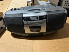 Vintage AIWA Compact Disc Radio Cassette Recorder CSD-ES225 FM STERO AIWA MUSIC