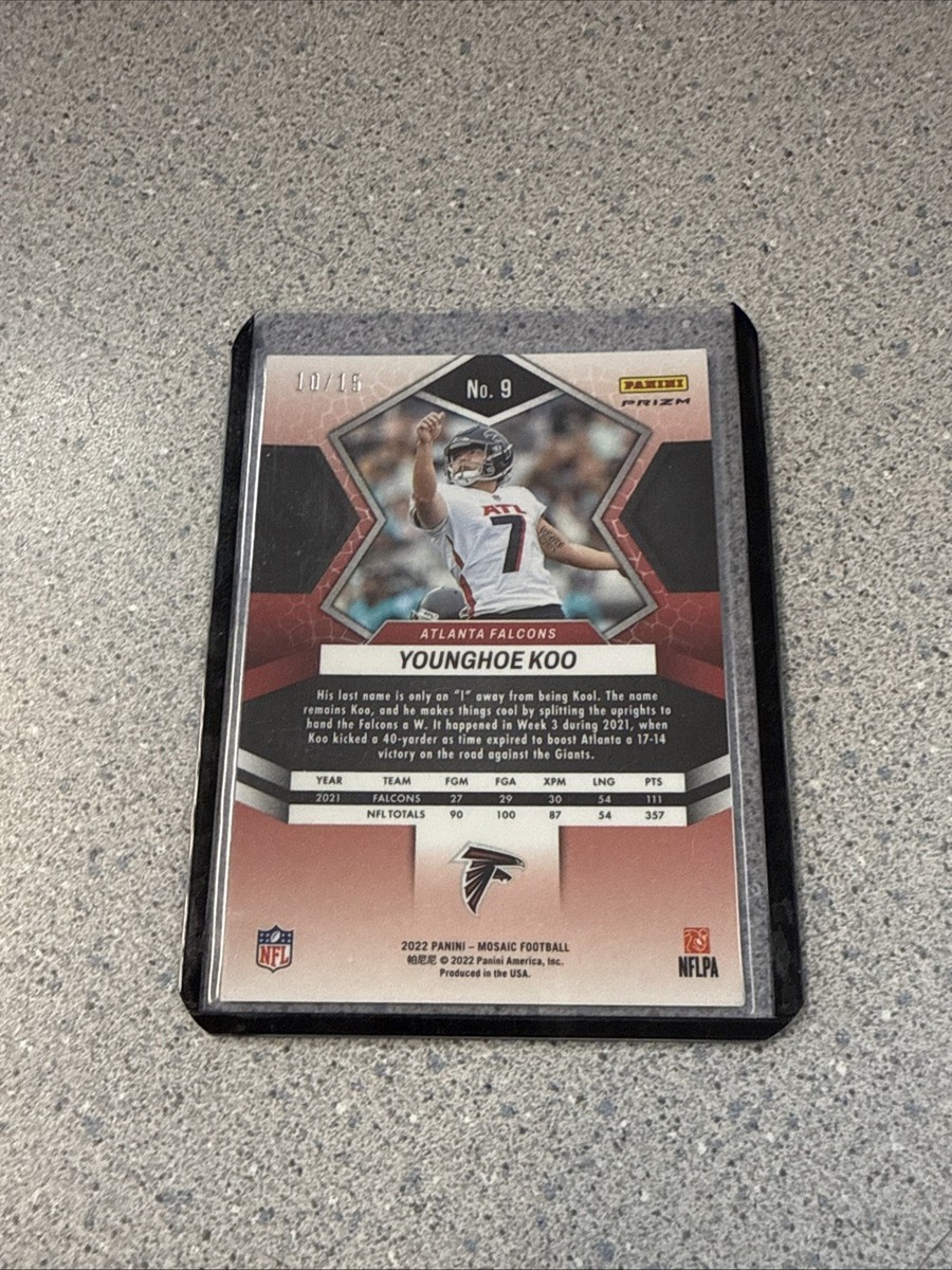 2022 Panini Mosaic - Younghoe Koo #9 Blue Fluorescent Mosaic Prizm
