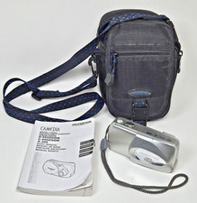 Olympus Camedia D-565 Zoom 4.0 MP Digital Camera Silver with Instructions Case