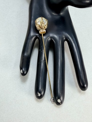 Vintage Faux Pearl Rhinestone Rose Stick Pin Gold Tone Floral Lapel Hat Pin