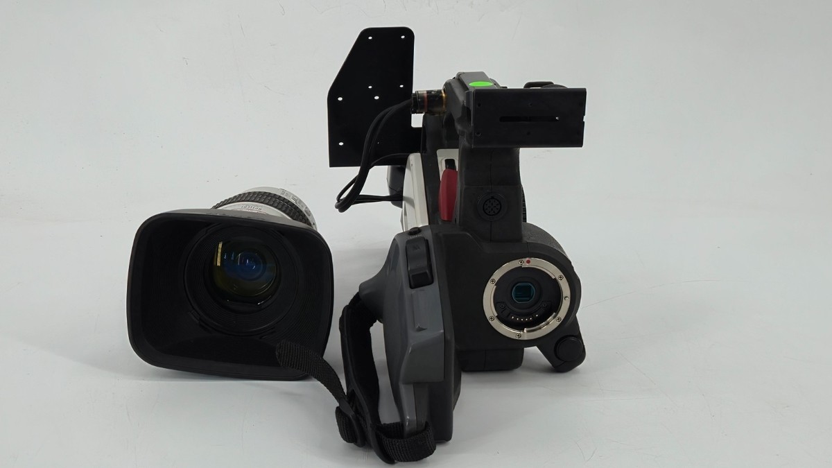 Canon XL1 DM-XL1A Professional 3CCD Mini DV Digital Video