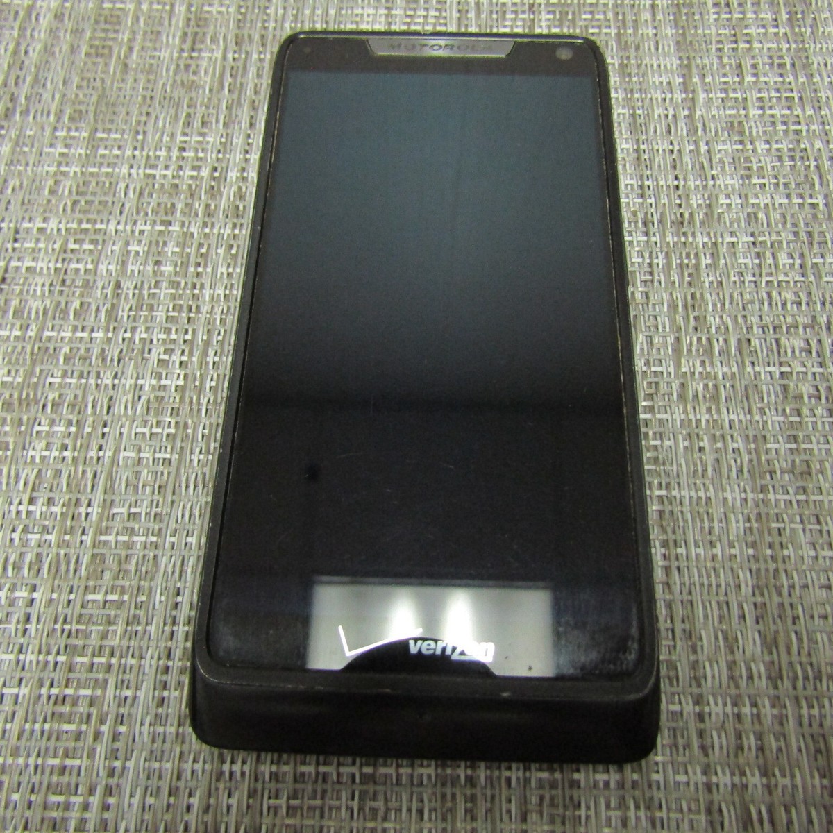 MOTOROLA DROID RAZR M (VERIZON) CLEAN ESN, UNTESTED, PLEASE READ