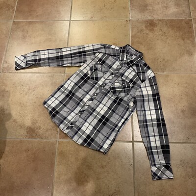 BKE Shirt Mens Medium Standard Fit Long Sleeve Pearl Snap Up Western Pockets