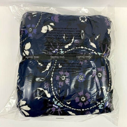Vera Bradley Throw Blanket Fleur Medallion Size 80" x 50" 12408-U21 New NWT - Picture 6 of 7