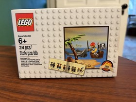 40689 Firework Celebrations, 5003082 Classic Pirate & 40222 Christmas Build Up