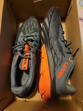 Under Armour Size 7 BIG Kid Chraged Scramjet 3 new boy sneakers