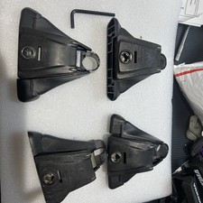 Set Of 4  Yakima Q Towers For Round Bars  ,NI...
