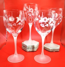 Sparkling Crystal Frosted Stem Wine Glasses with Etched Hummingbird and Flowers