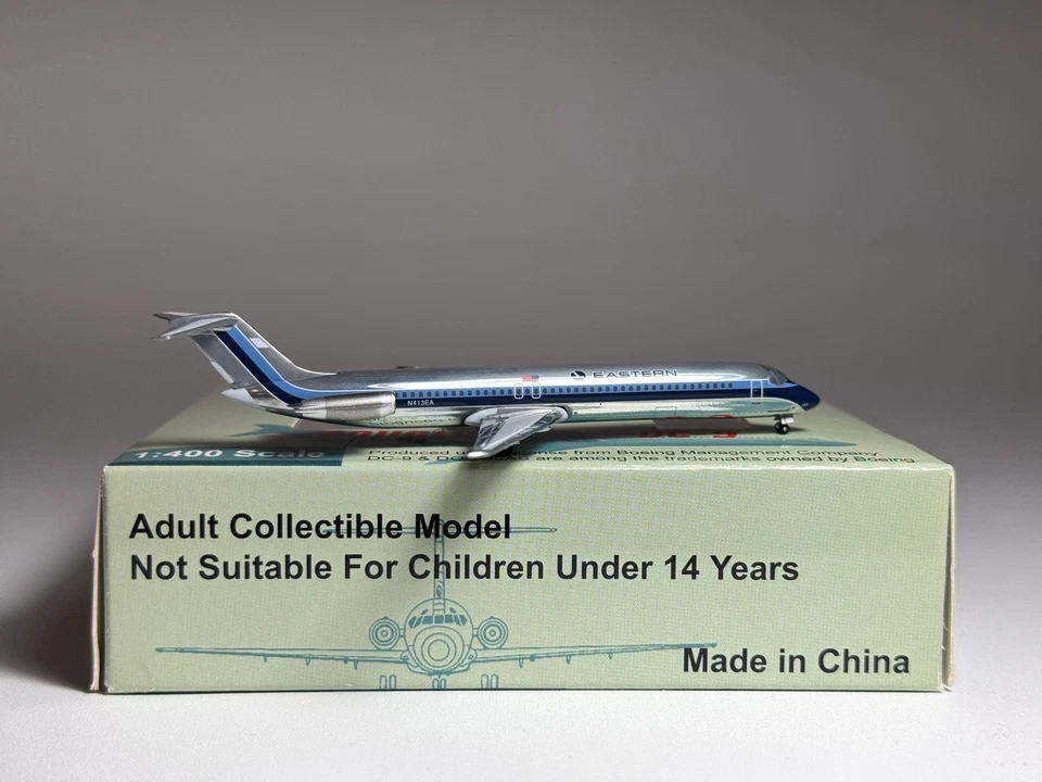 Aeroclassics 1:400 Eastern Airlines Douglas DC-9-50 N413EA голый металл ACN413EA - Изображение 2 из 2