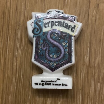 Bean   Harry Potter TM Warner Bros 2003 Broad Bean SERPENTARD Galette