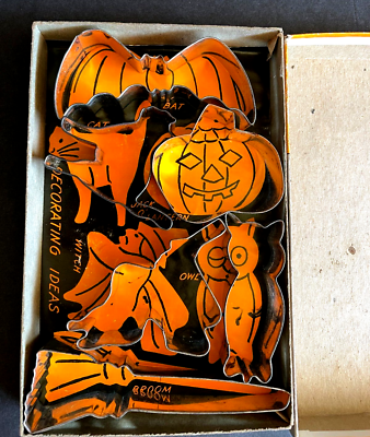 Vintage 1960 Vintage Halloween Trick or Treat Cookie Cutters Metal 6 main image 0
