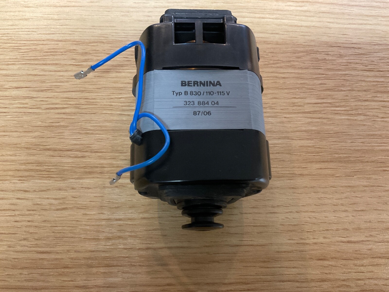 Genuine Bernina MOTOR For 830, 831, 801 ORIGINAL OEM 110120 Volt