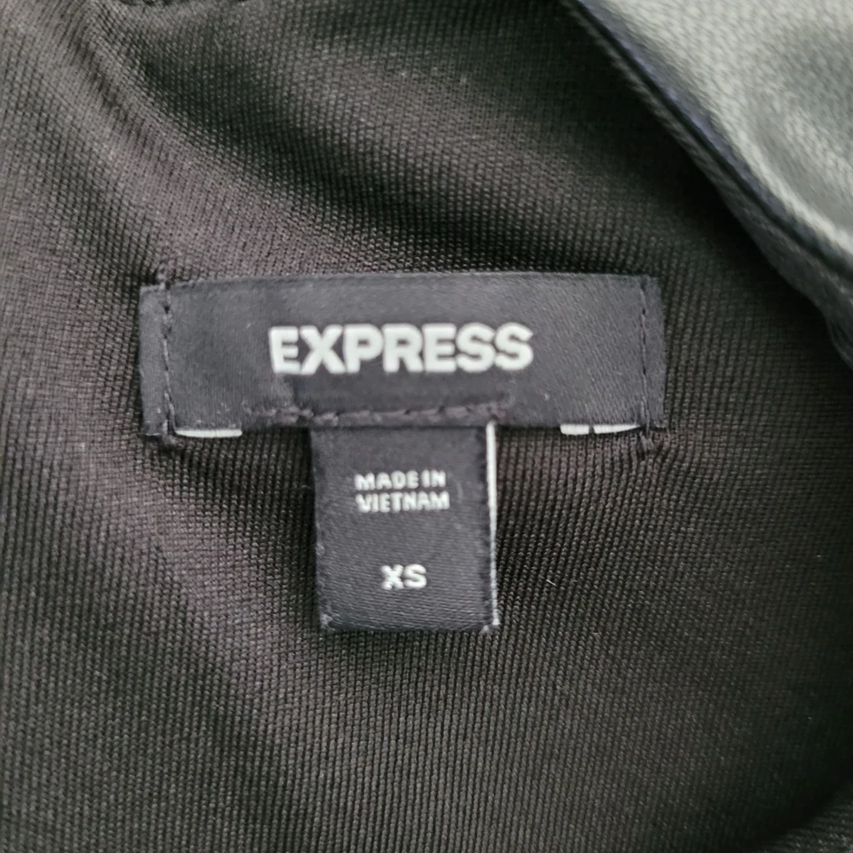 Vestido midi Express imitación cuero torcido delantero talla XS negro sin mangas ceñido al cuerpo Foto 3 de 4