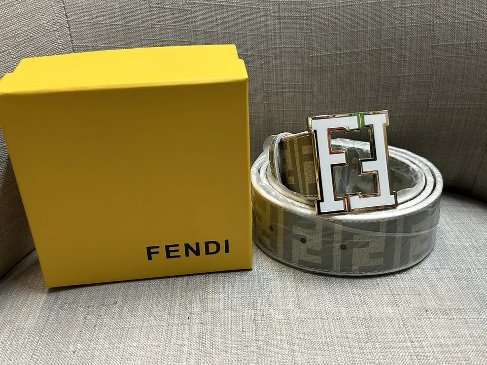 Cinturón Fendi Cuero Blanco Talla 95 Ajuste Talla US34-36 Hecho en Italia Foto 2 de 4