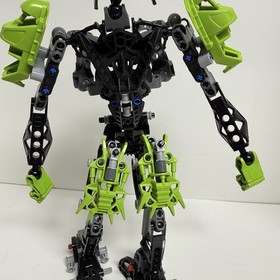 Lego Bionicle Tuma 8991 Black Gray Green Incomplete Action Figure READ