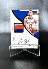 Donte DiVincenzo  2023-24 Panini Immaculate Collection Patch Auto 7/25