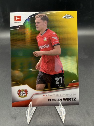 Florian Wirtz [Gold] #61 2022 Topps Chrome Bundesliga card