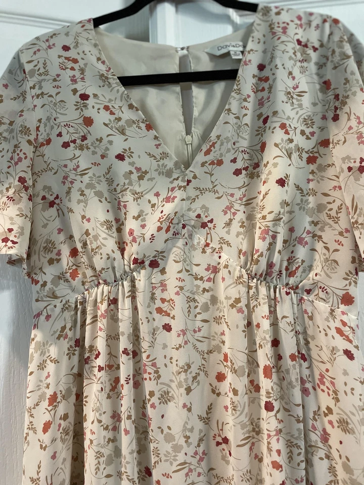 Vestido Davi & Dani Feminino Médio Marfim Floral Camadas Babado Midi Decote V Boho - Imagem 3 de 4