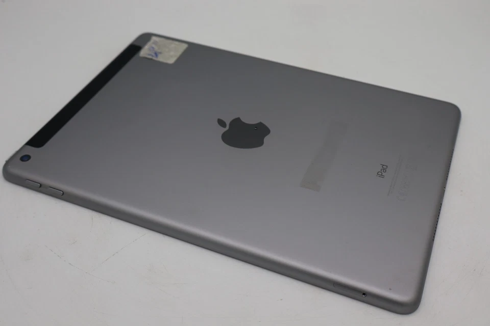 Apple iPad 5.Gen 2017 32GB Wi-Fi+Cellular A1823 Grau Displayschaden #5834 - Bild 4 von 4