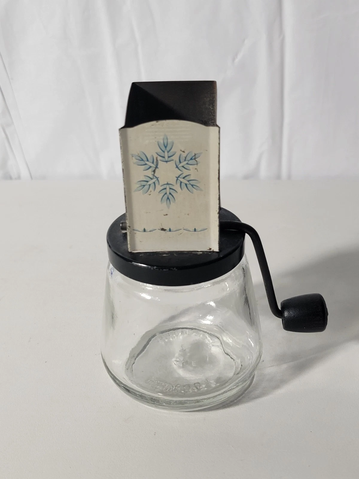 Vintage Androck #49 Hand-cranked Nut Or Spice Grinder 1950s, Metal Top Snowflake