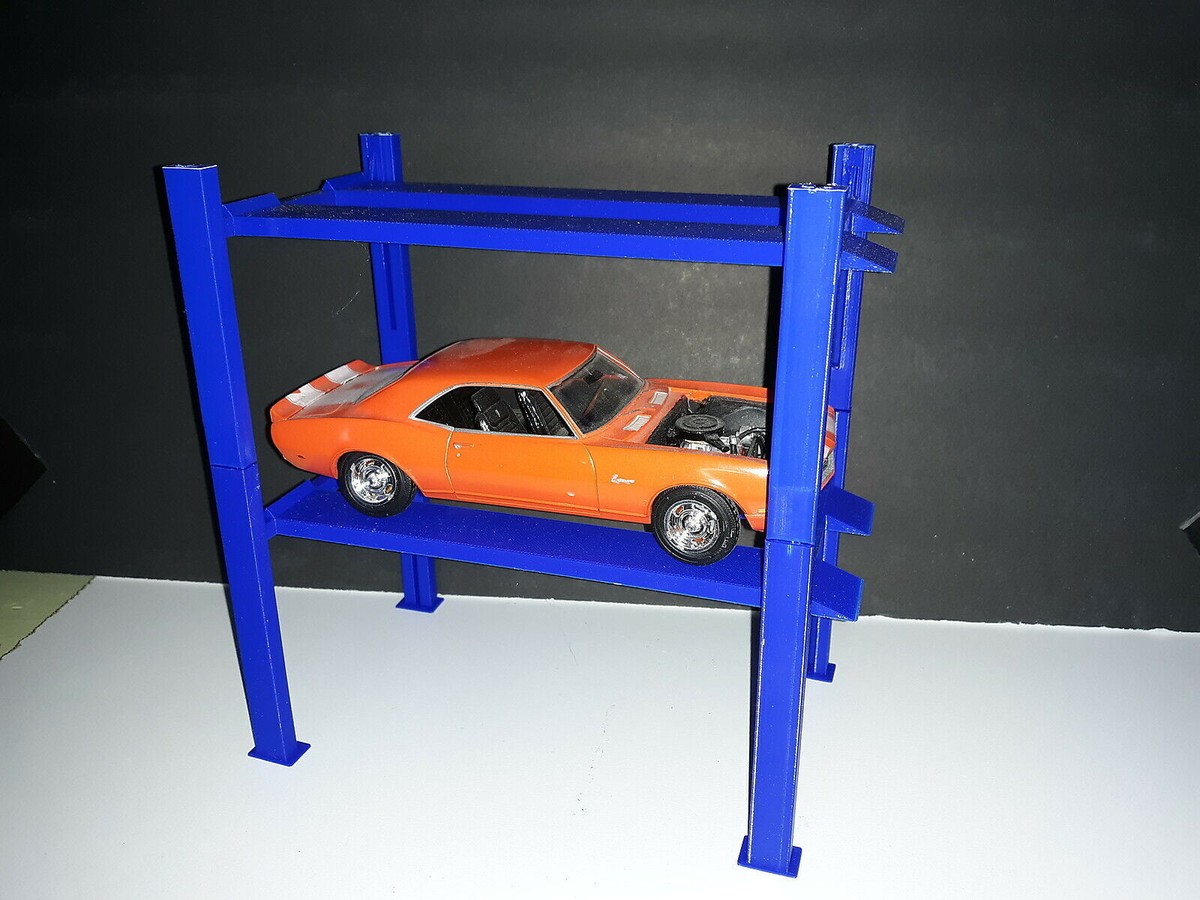ミニカー 1/18 4Post 4Car Lift 1/18 Scale 4-Post Car Lift For Toy Model Cars Garage Diorama