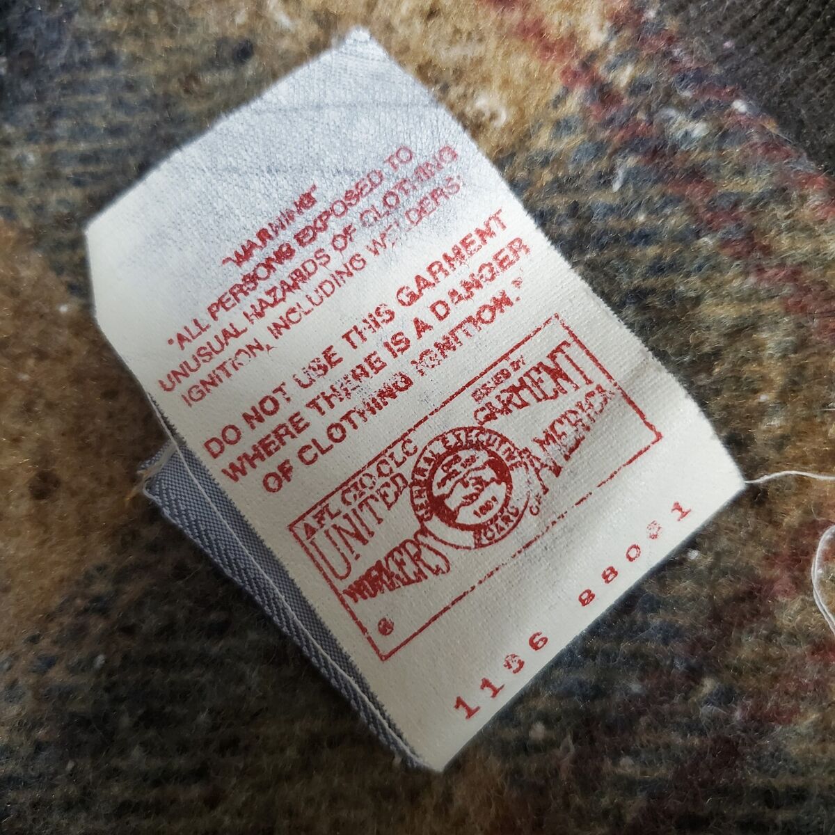Vtg 90s Carhartt Trucker Jacket JB0695 L Wheat Brown Blanket Vtg 90s Carhartt Trucker Jacket JB0695 L Wheat Brown Blanket